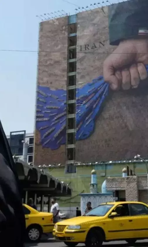 ट्रंप की बयानबाजी बनाम ईरान की सधी रणनीति, मिडिल ईस्ट में अब नए समीकरण