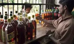 तमिलनाडु में CM विजय का बड़ा एक्शन; 717 शराब की दुकानें स्थायी बंद