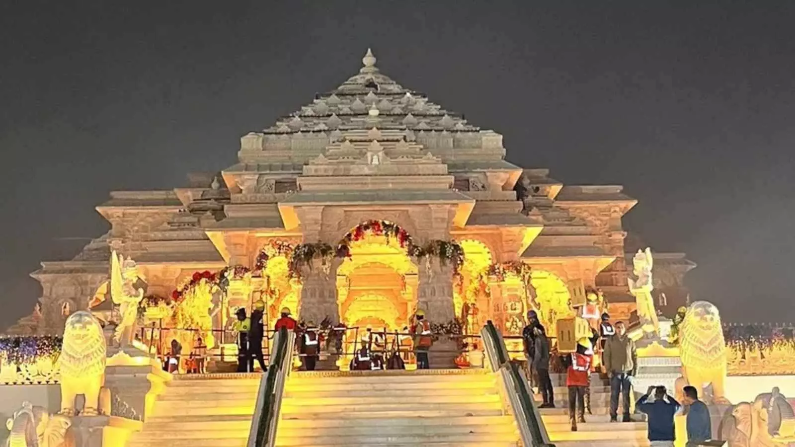 राम मंदिर कथित चढ़ावा घोटाला: योगी सरकार ने बनाई SIT, 15 दिन में रिपोर्ट राम मंदिर कथित चढ़ावा घोटाला: योगी सरकार ने बनाई SIT, 15 दिन में रिपोर्ट