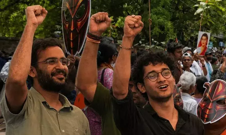 जंतर-मंतर केस में CJP नेताओं को बड़ी राहत, सौरव दास और आशुतोष रांका की रिहाई का आदेश जंतर-मंतर केस में CJP नेताओं को बड़ी राहत, सौरव दास और आशुतोष रांका की रिहाई का आदेश
