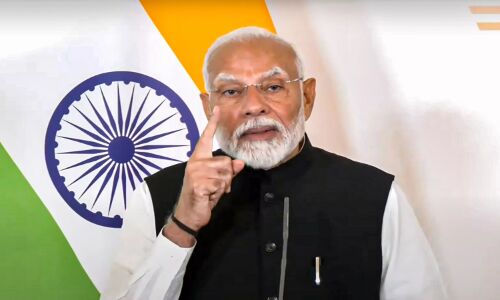 गारंटी देता हूं, पहले विधानसभा सत्र में कैग रिपोर्ट की जाएगी पेश: पीएम मोदी