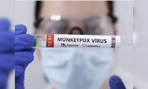 Monkeypox: केंद्र ने एयरपोर्ट्स अधिकारियों को जारी किया अलर्ट, इन हॉस्पिटल्स को बनाया नोडल सेंटर